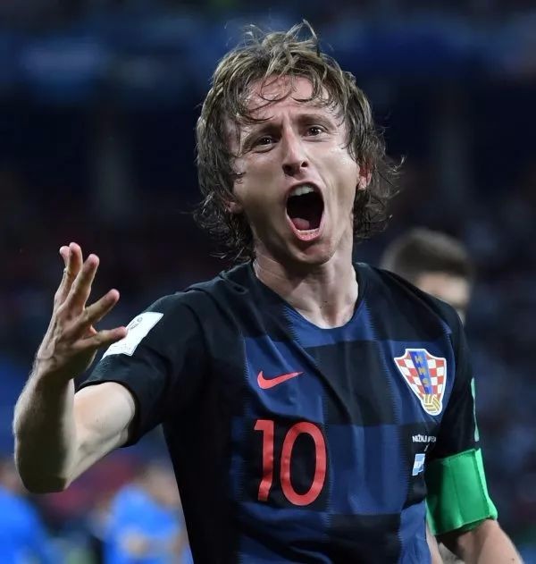 解析二八杠的“连开记录”：路单在推饼子对局中的心理支撑作用。（剖析二八杠连开：路单对推饼子博弈的心理影响）