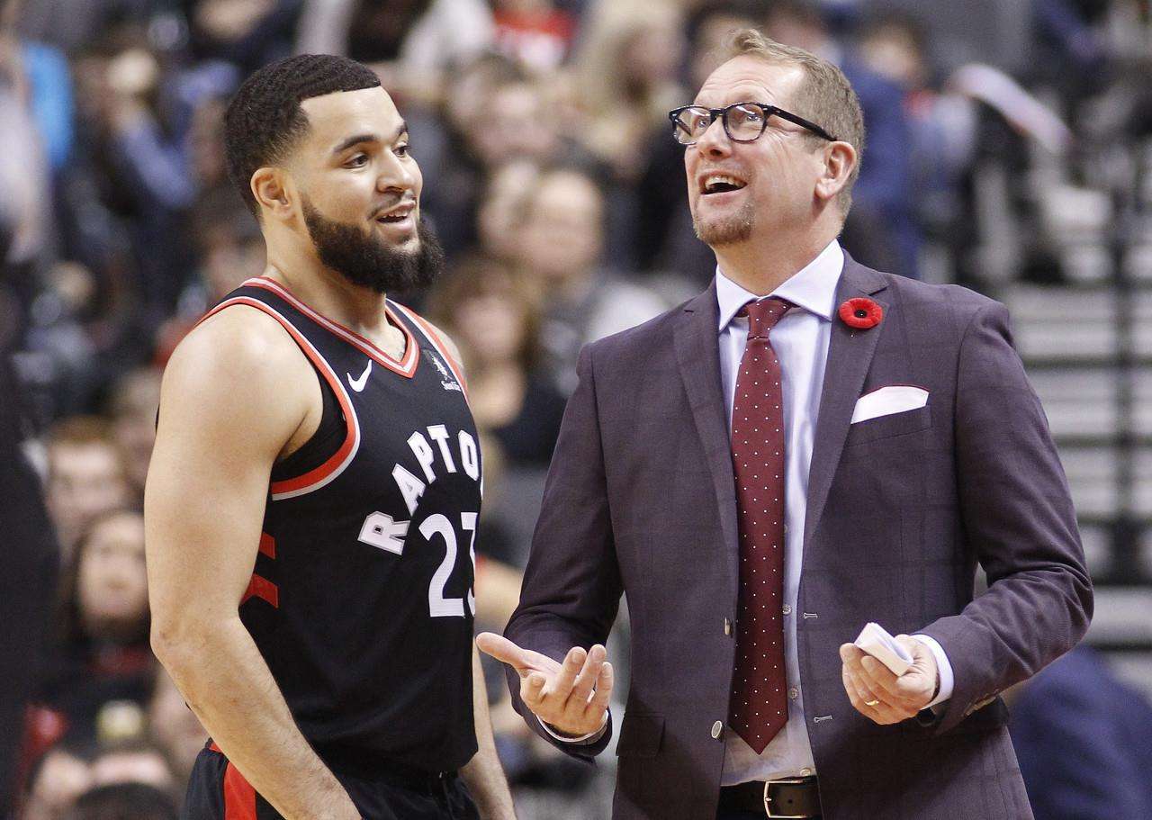 而巴黎则需 而巴黎则需